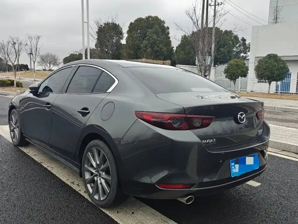 Mazda 3 Axela 2024 из CN, фото 4