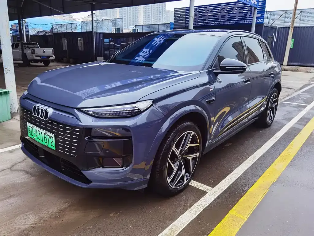 Audi Q6L e-tron — фото 9