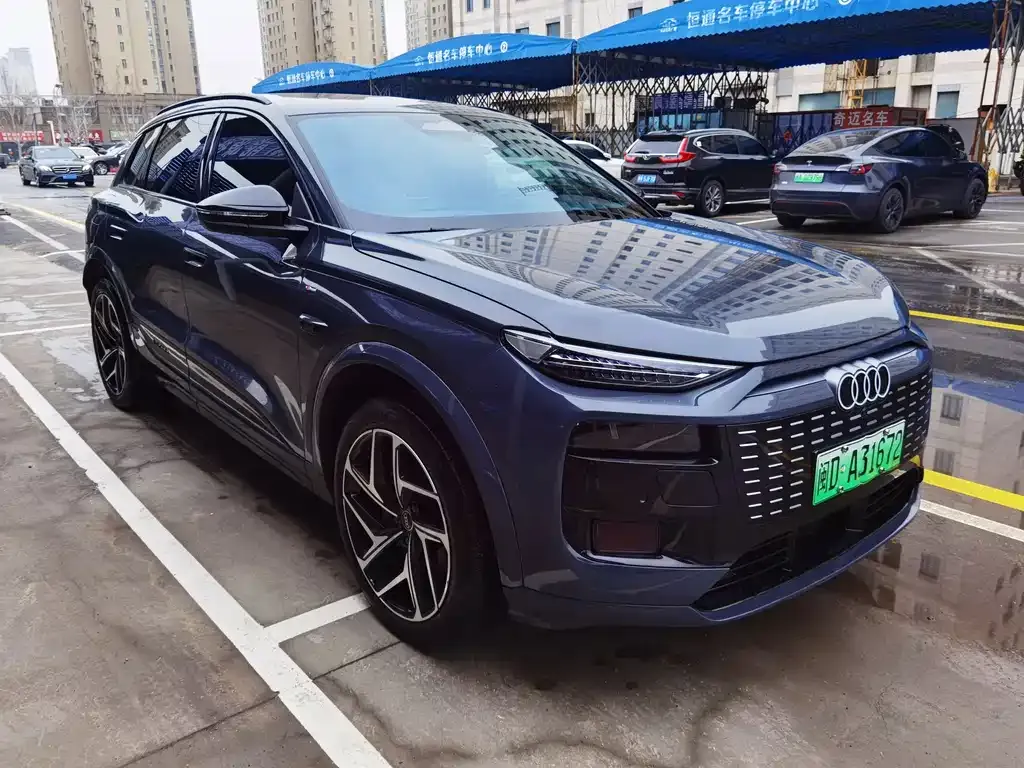 Audi Q6L e-tron — фото 7