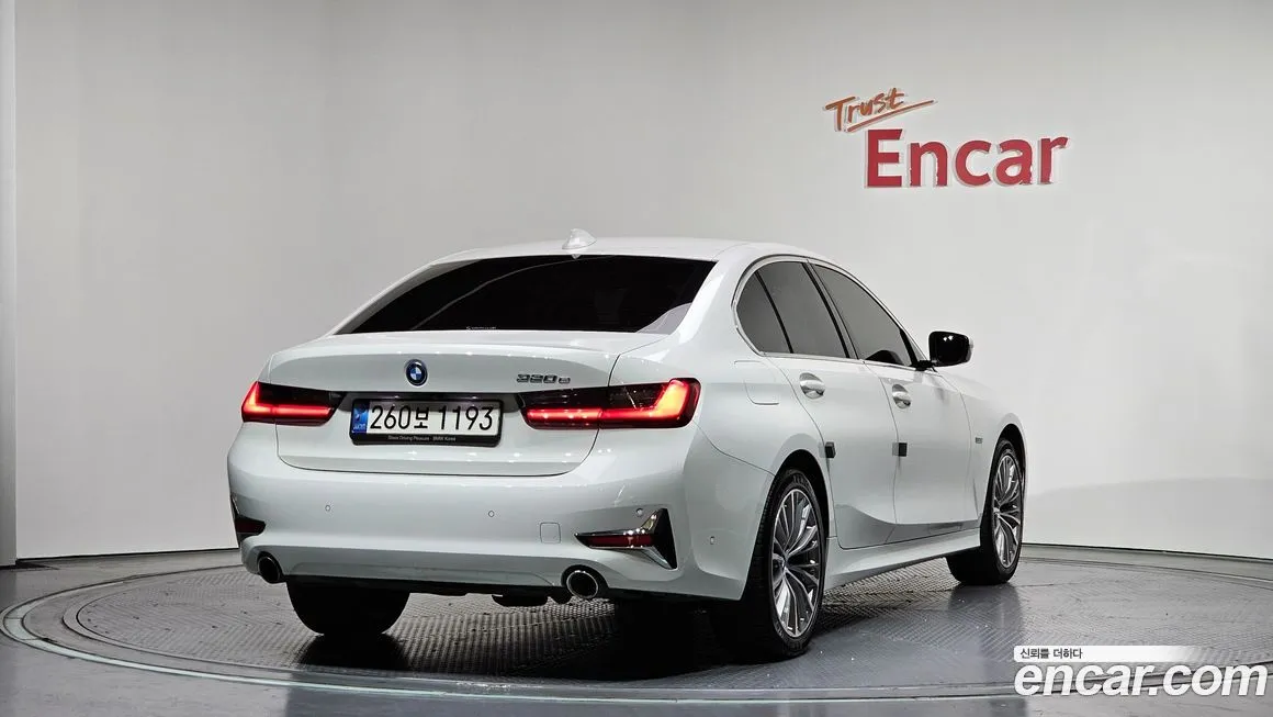 BMW 3-Series 2022 из KR, фото 5