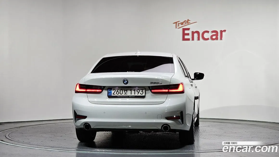 BMW 3-Series 2022 из KR, фото 6