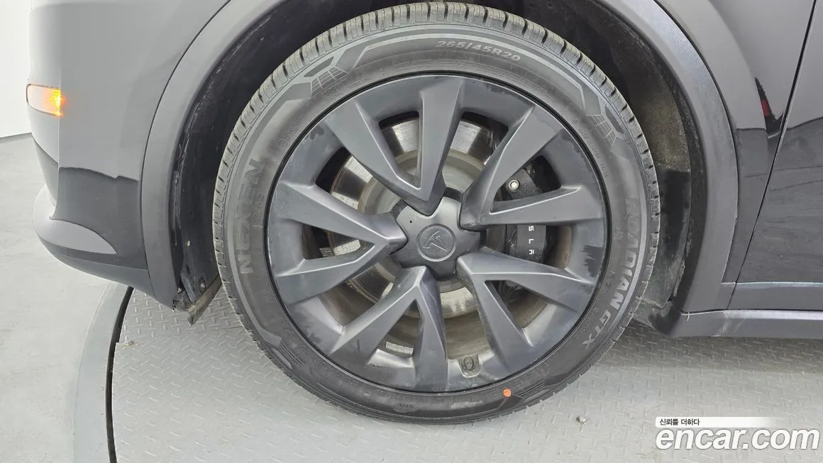 Tesla Model X 2023 из KR, фото 4