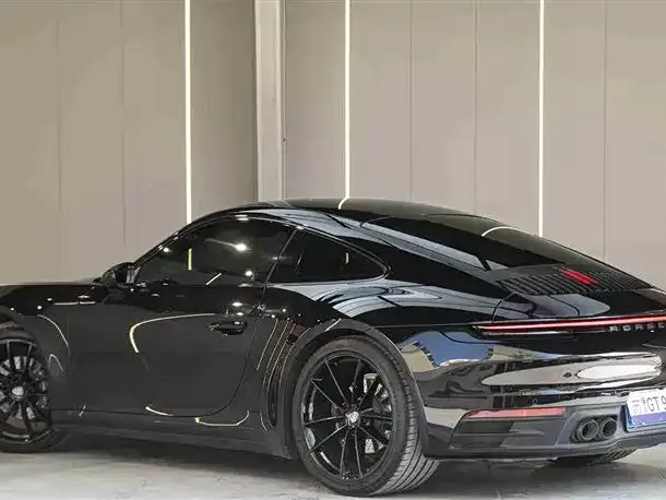 Porsche 911 2025 из CN, фото 5