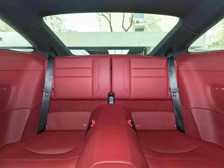Porsche 911 2025 из CN, фото 4