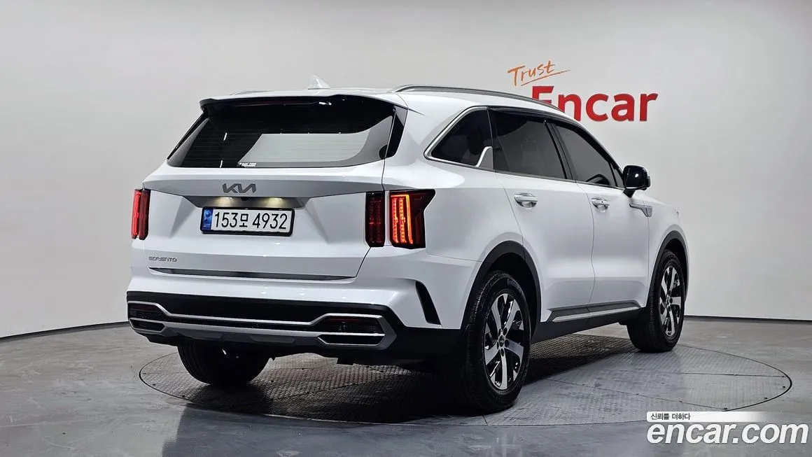 Kia Sorento — фото 6