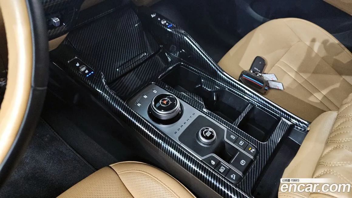 Kia Sorento — фото 9