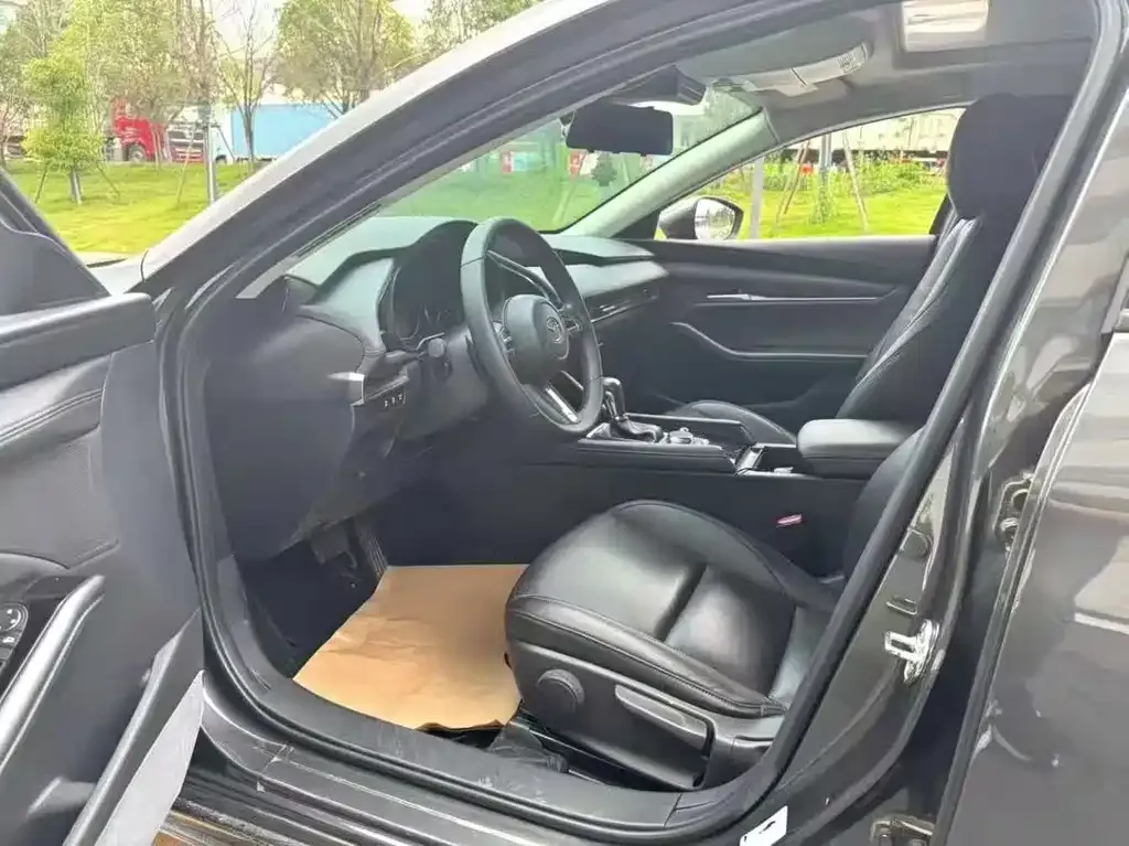 Mazda 3 Axela 2022 из CN, фото 7