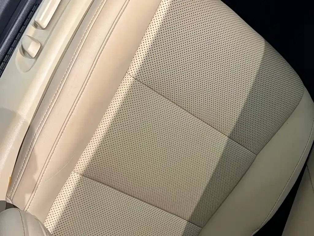 Toyota Alphard — фото 10