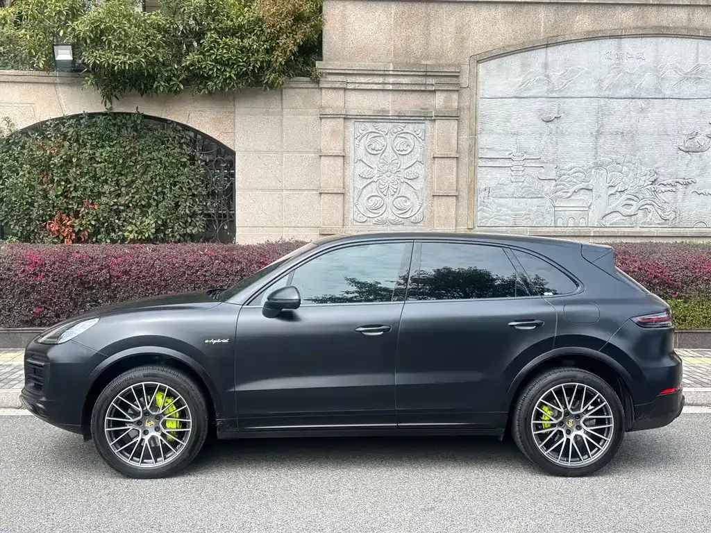 Porsche Cayenne Hybrid 2022 из CN, фото 10