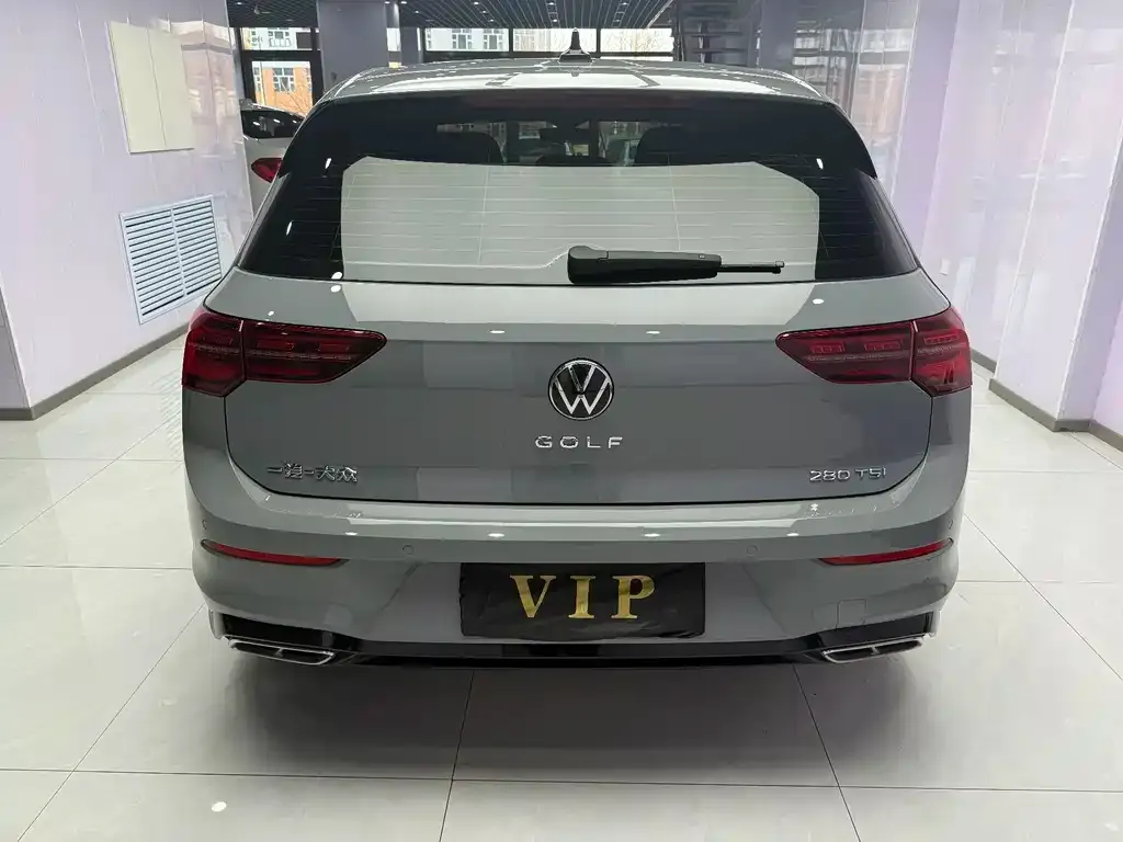 Volkswagen Golf 2021 из CN, фото 2