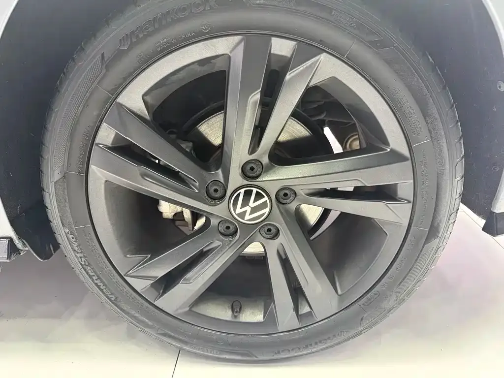 Volkswagen Golf 2021 из CN, фото 8