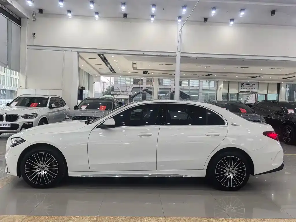 Mercedes-Benz C-Class 2025 из CN, фото 3