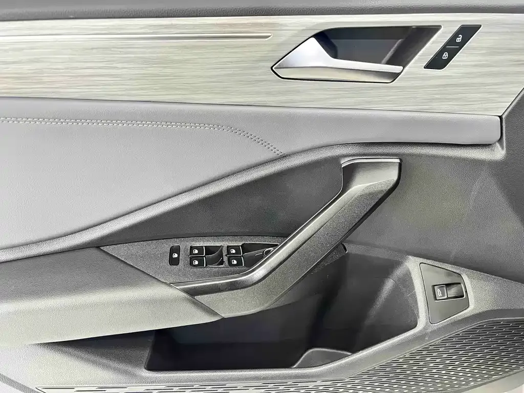 Volkswagen Sagitar 2022 из CN, фото 8