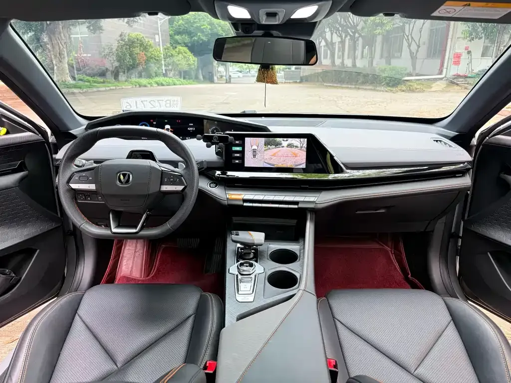 Changan UNI-V 2023 из CN, фото 4