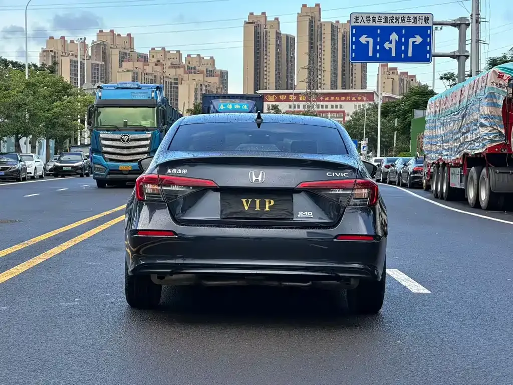 Honda Civic — фото 4