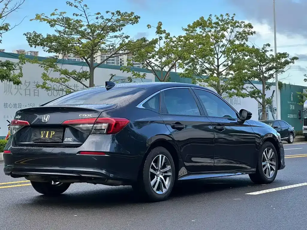 Honda Civic — фото 5