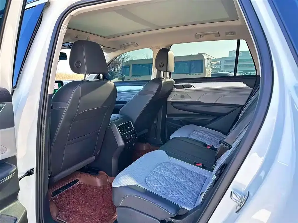 Volkswagen Tavendor 2024 из CN, фото 8