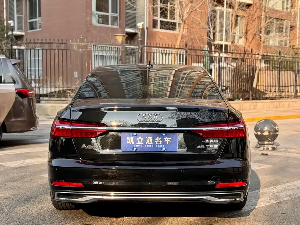 Audi A6L 2024 из CN, фото 4