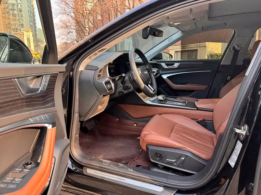 Audi A6L 2024 из CN, фото 3