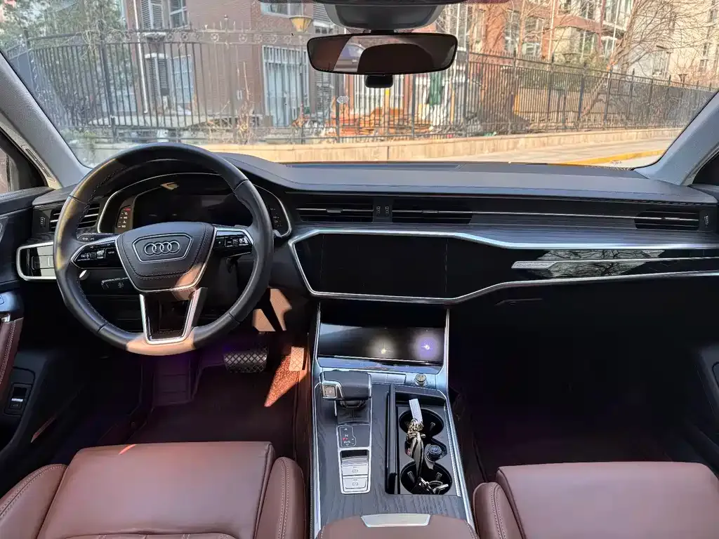 Audi A6L 2024 из CN, фото 8