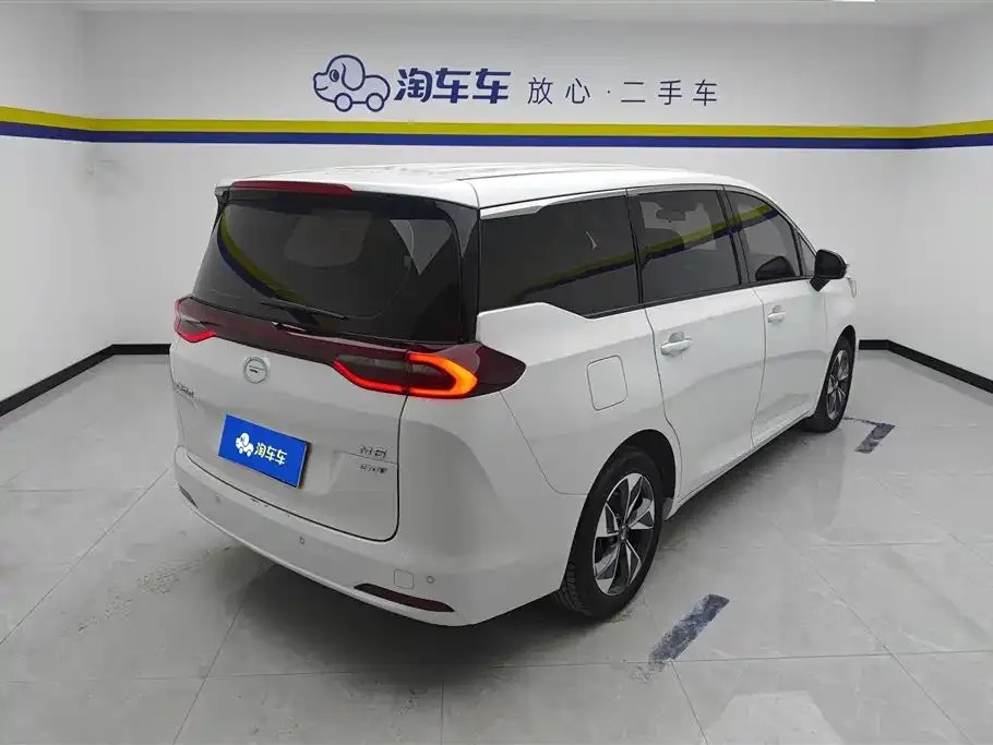 GAC Motor Trumpchi M6 — фото 10