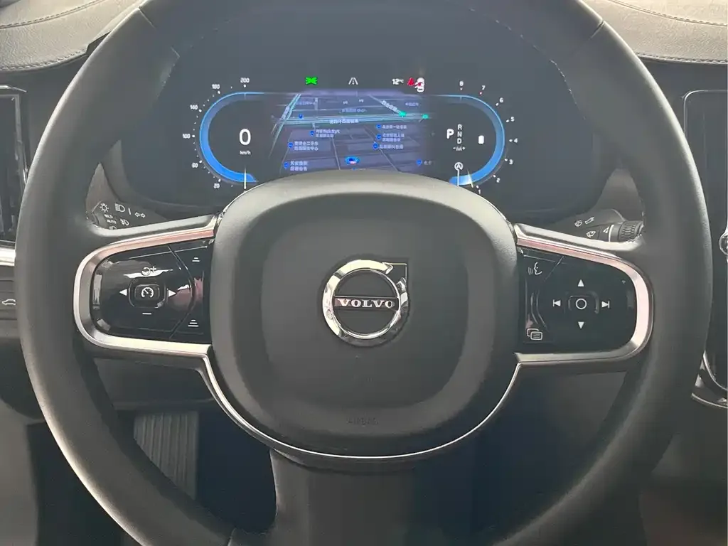 Volvo S90 — фото 3