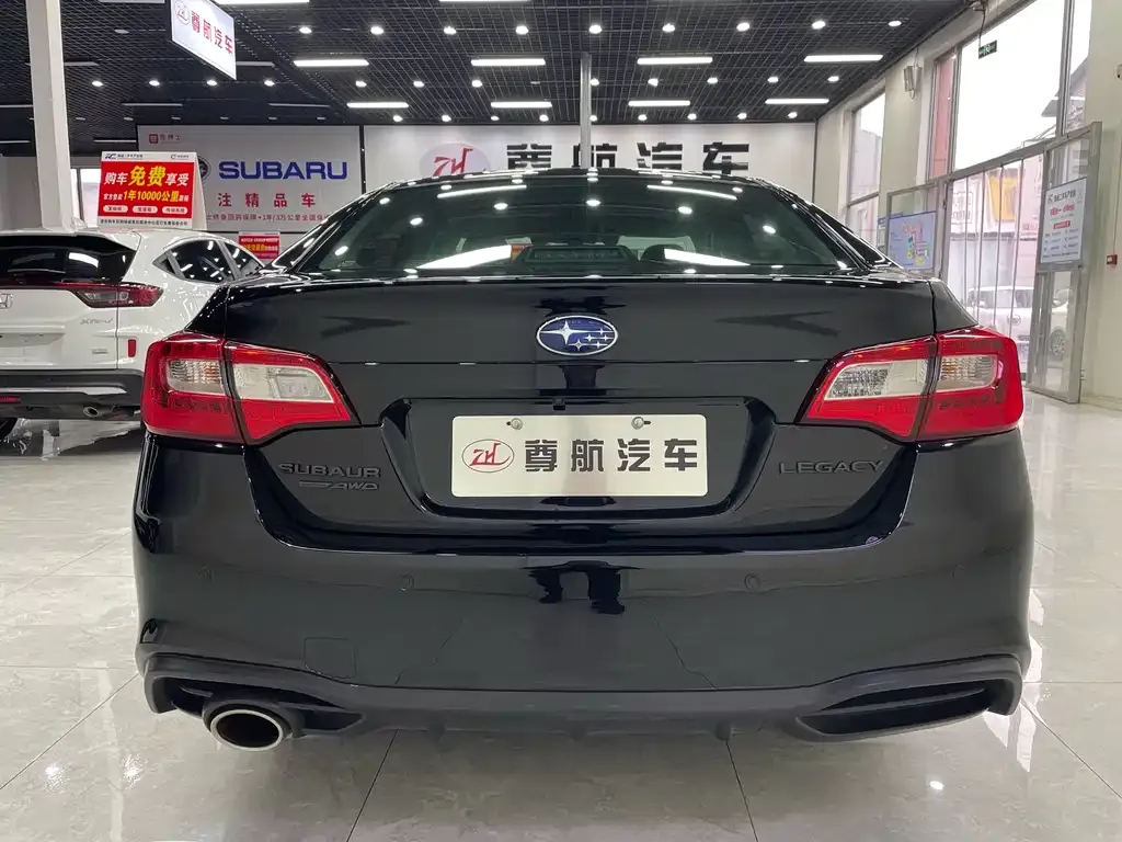 Subaru Legacy 2021 из CN, фото 10