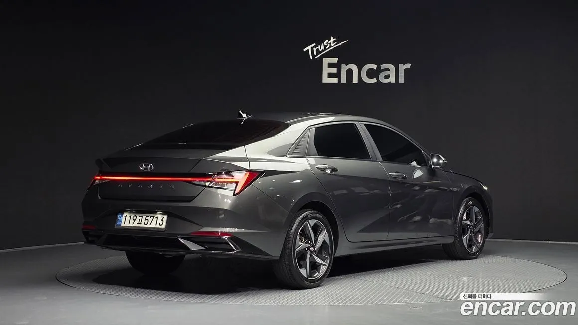 Hyundai AVANTE — фото 3