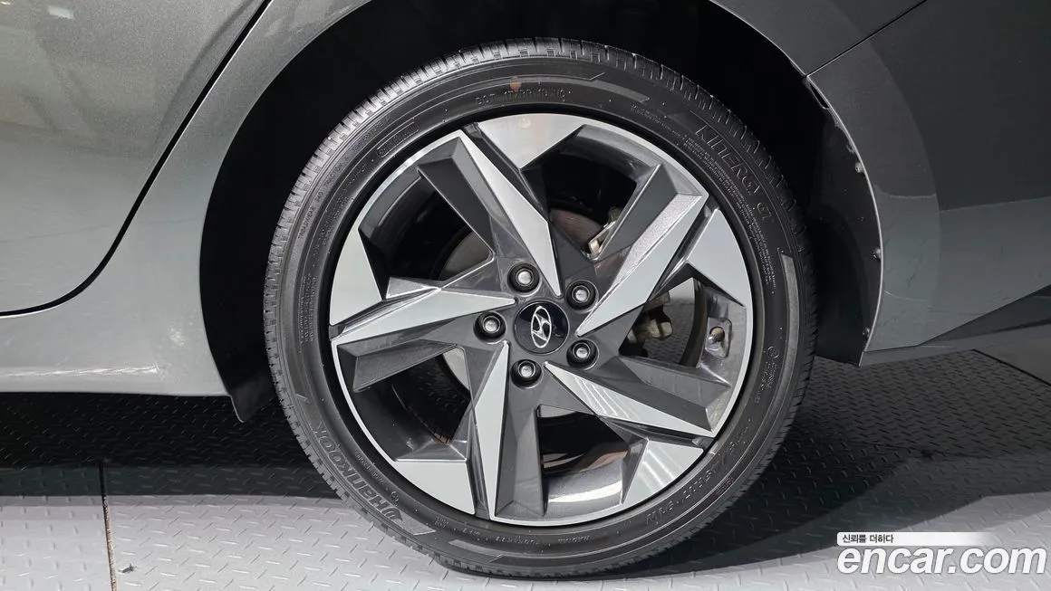 Hyundai AVANTE — фото 7