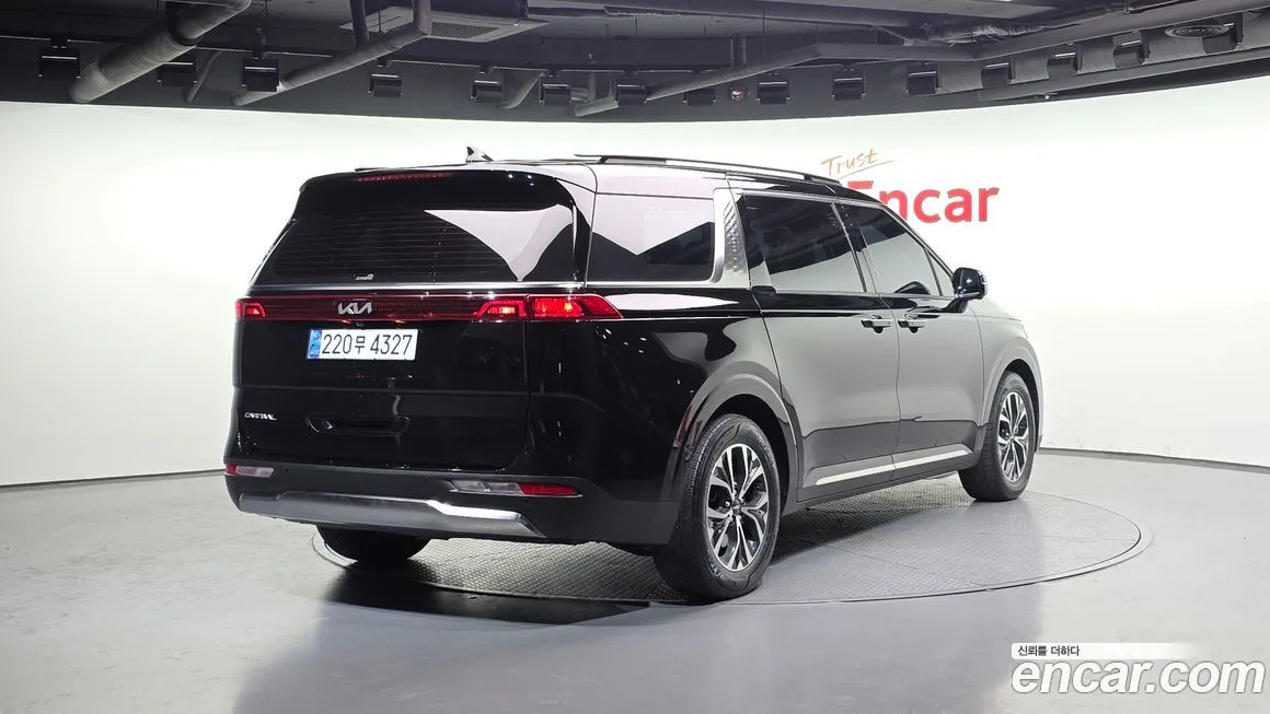 Kia Carnival 2023 из KR, фото 2