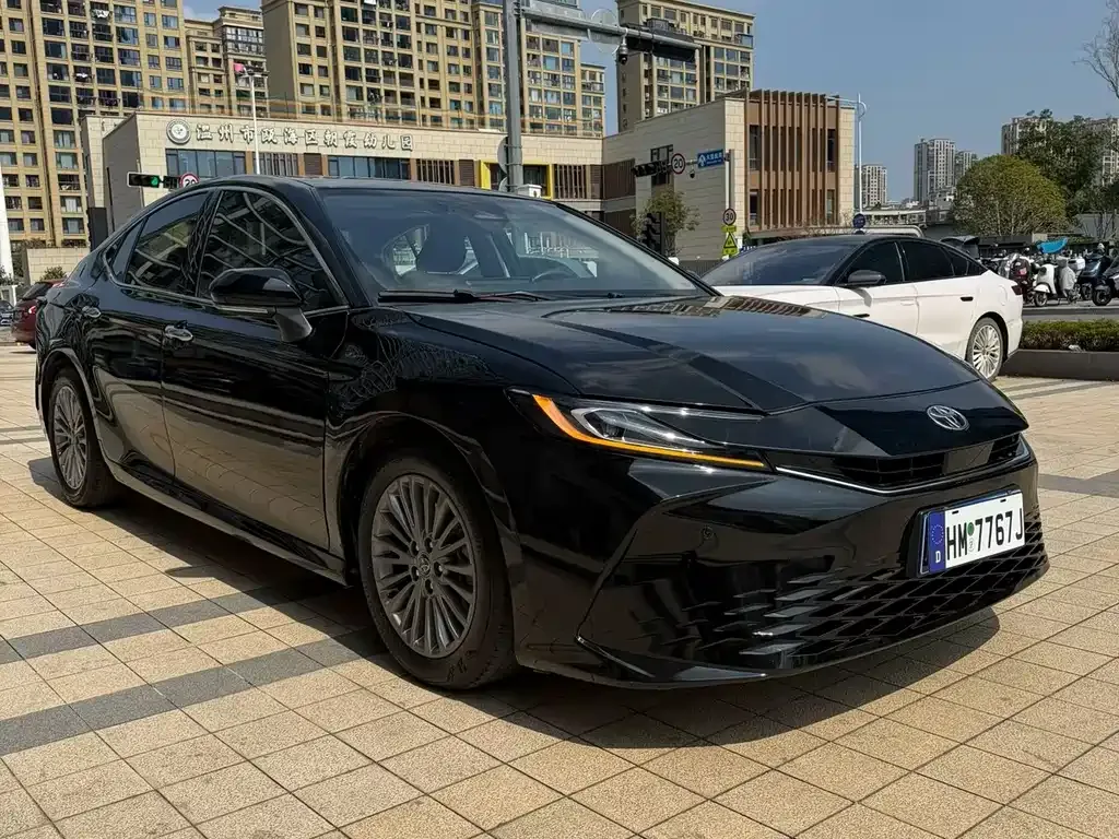 Toyota Camry 2024 из CN, фото 4