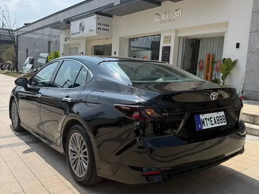 Toyota Camry 2024 из CN, фото 8