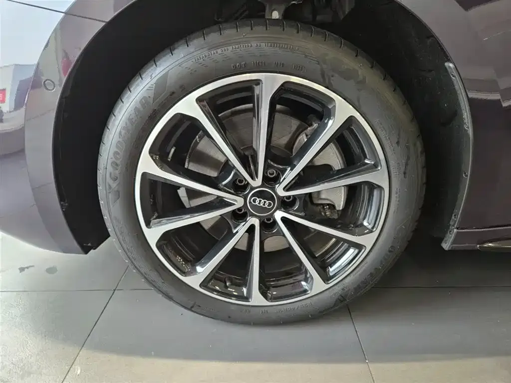 Audi A5L 2025 из CN, фото 4