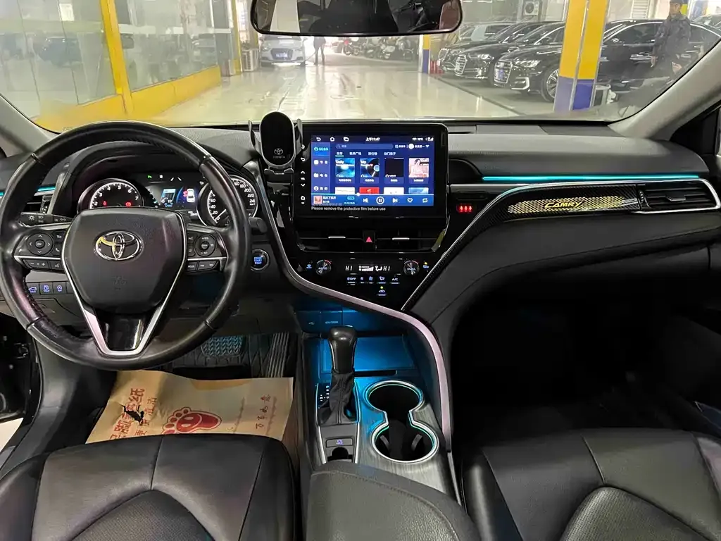 Toyota Camry 2023 из CN, фото 5