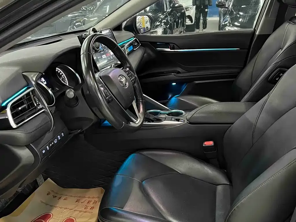 Toyota Camry 2023 из CN, фото 9