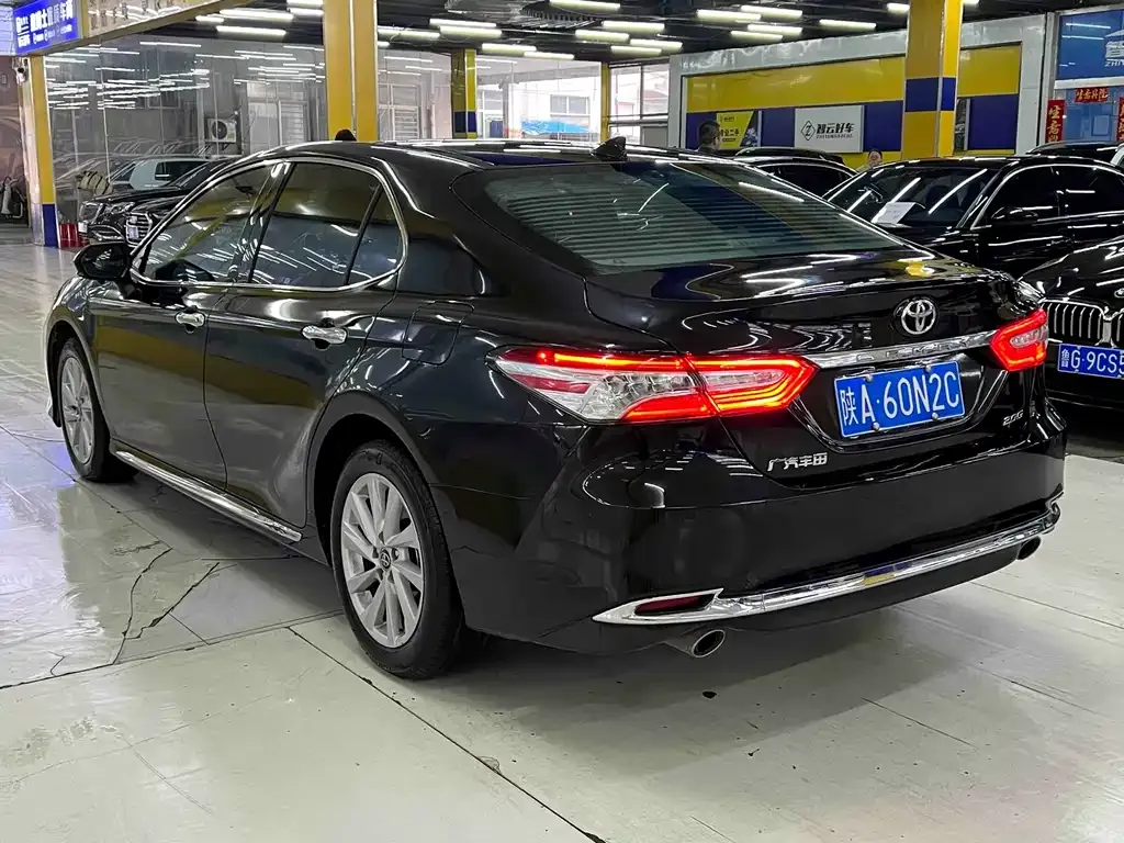 Toyota Camry 2023 из CN, фото 7