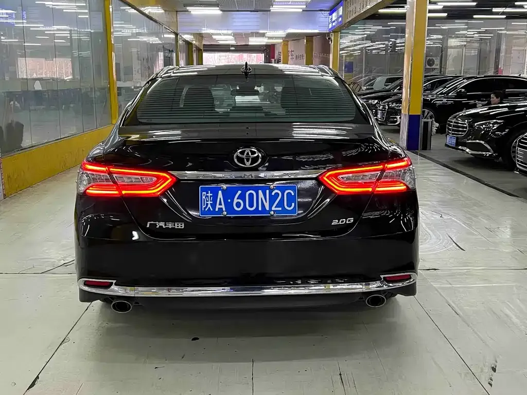 Toyota Camry 2023 из CN, фото 8