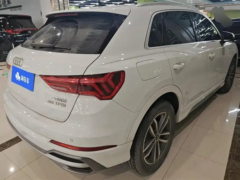 Audi Q3 2021 из CN, фото 6