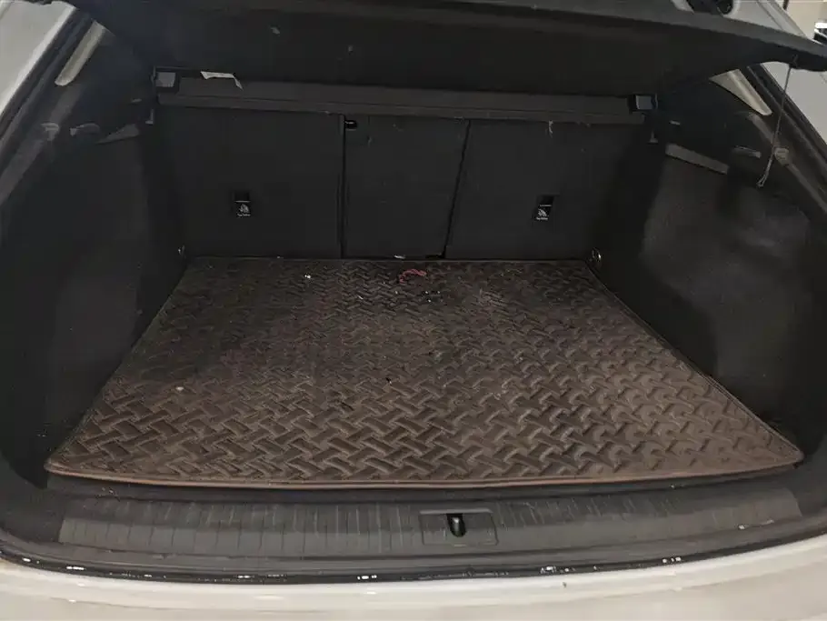 Audi Q3 2021 из CN, фото 3
