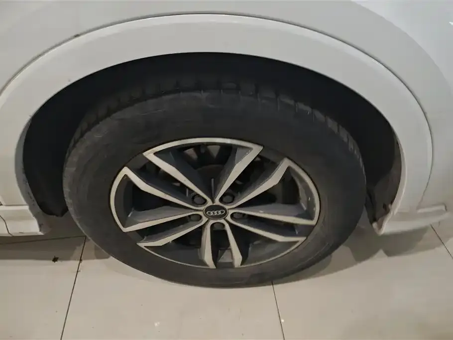 Audi Q3 2021 из CN, фото 2