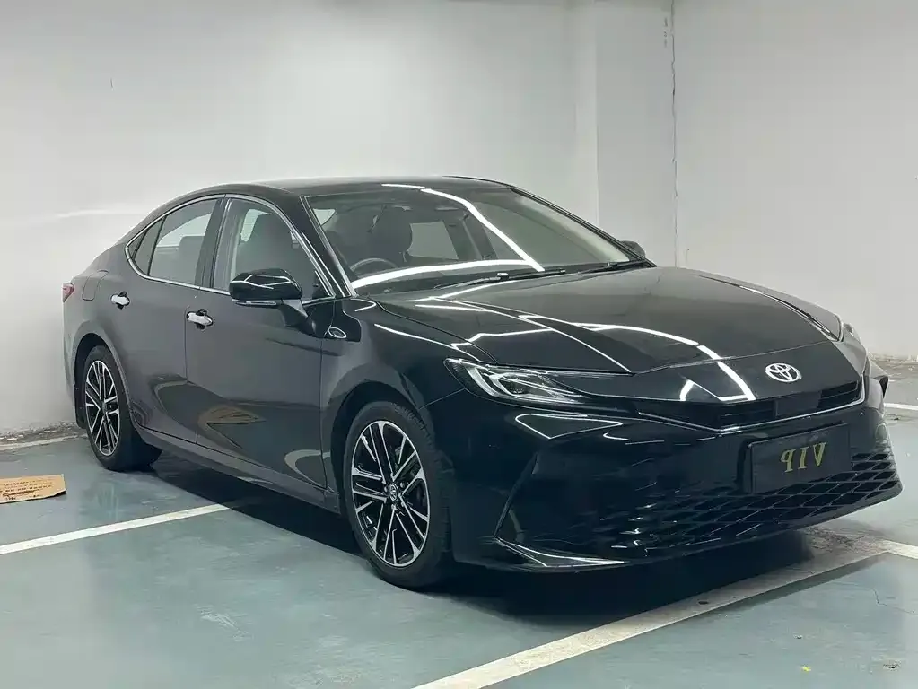 Toyota Camry 2025 из CN, фото 1