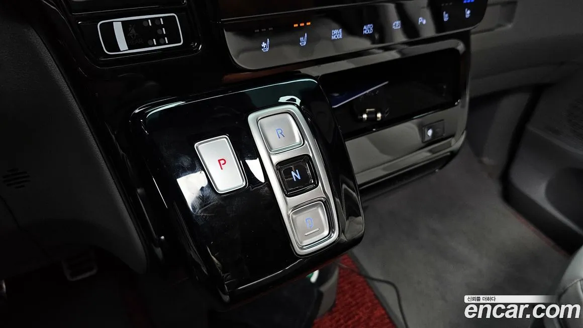 Hyundai Staria 2025 из KR, фото 4