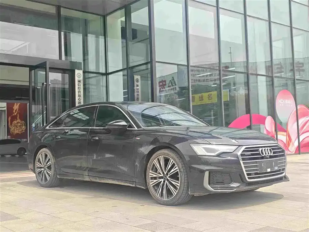 Audi A6L — фото 2