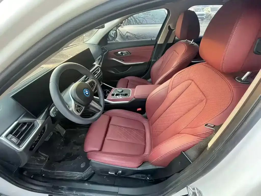 BMW i3 2024 из CN, фото 7