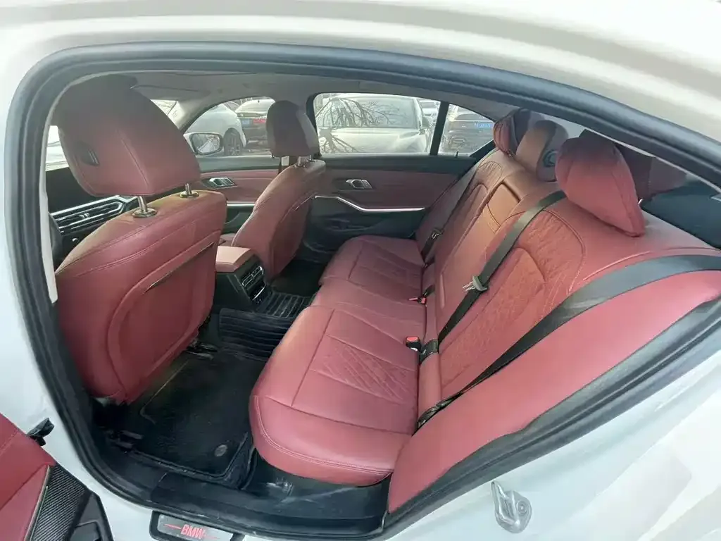 BMW i3 2024 из CN, фото 2