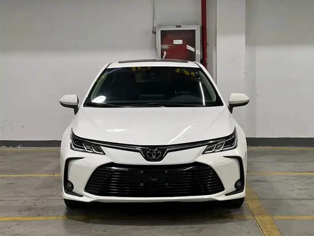 Toyota Corolla 2022 из CN, фото 3