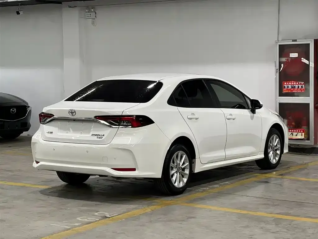 Toyota Corolla 2022 из CN, фото 4