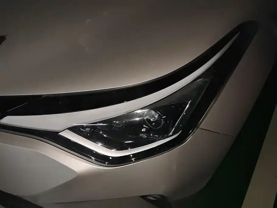 Toyota C-HR 2022 из CN, фото 4