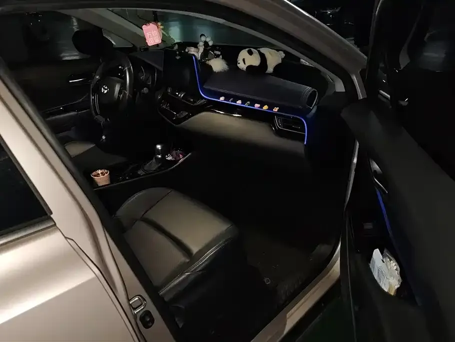 Toyota C-HR 2022 из CN, фото 3