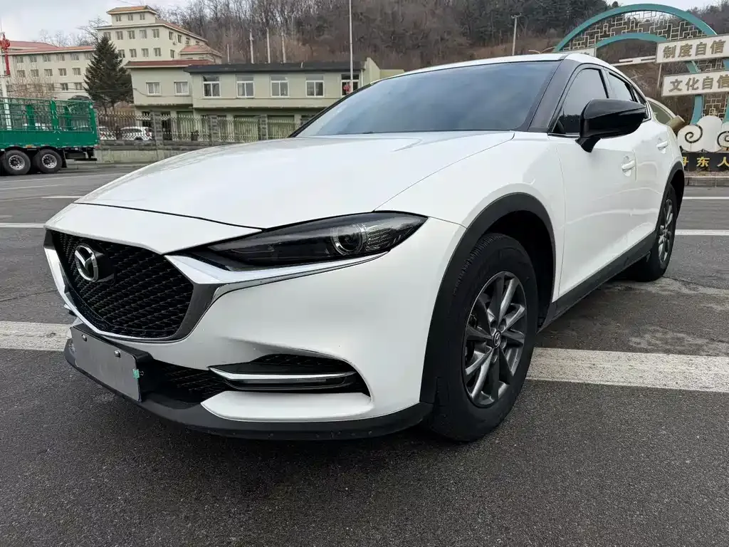 Mazda CX-4 — фото 1
